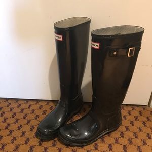 hunter boots - only worn a few times